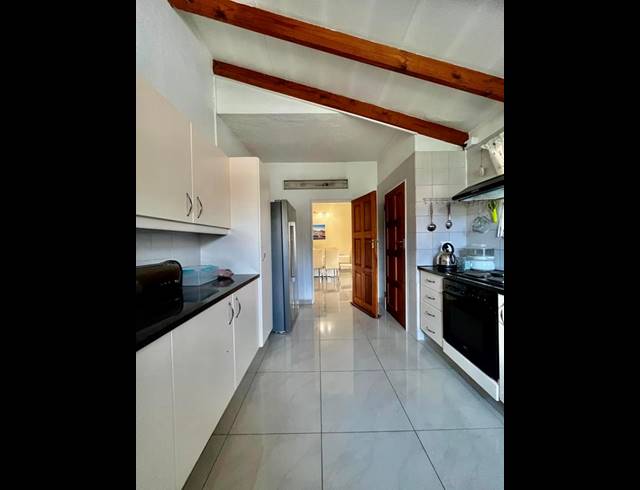 5 BEDROOM PROPERTY TO RENT IN WOODMEAD